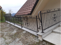 Ograje Dečman s.p. - Kunstschmiedearbeiten und schmiedeeiserne Zäune - Balkongeländer - Miniaturansicht 042