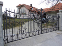 Ograje Dečman s.p. - Kunstschmiedearbeiten und schmiedeeiserne Zäune - Türen - Miniaturansicht 050